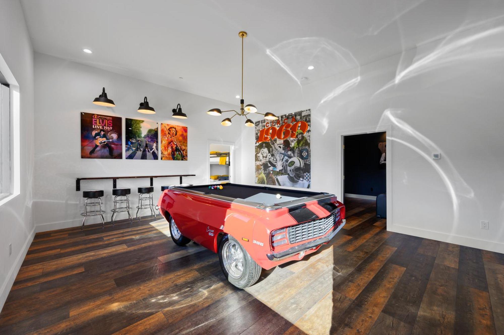 Villa Higher Power, 6bdrm 6bath, Specials, Free Tickets, Indoor Pool, Amazing View, Hot Tub, Gameroom *