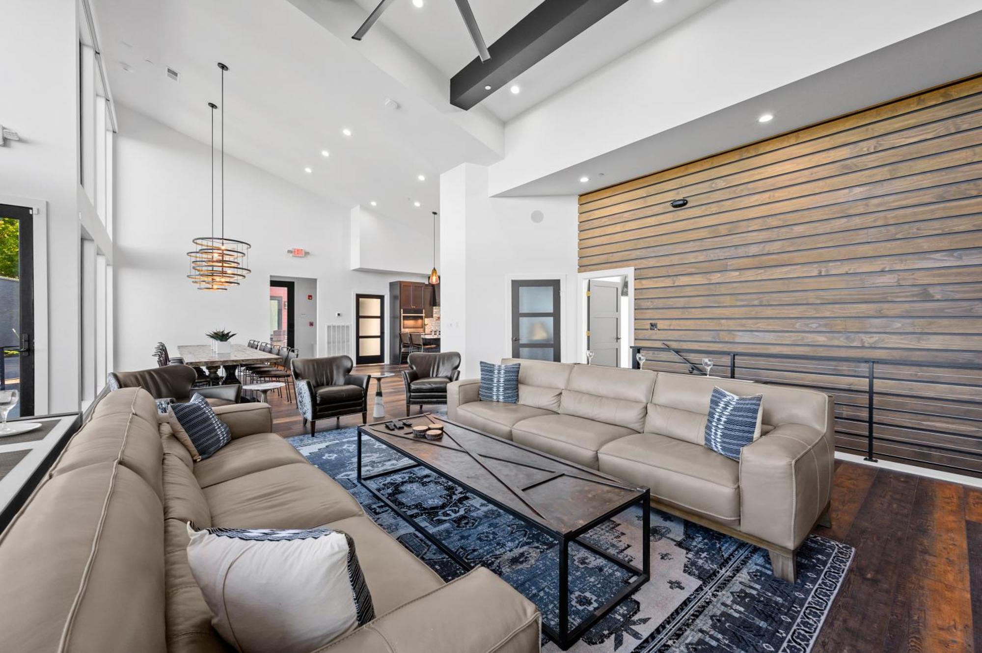 Higher Power, 6bdrm 6bath, Specials, Free Tickets, Indoor Pool, Amazing View, Hot Tub, Gameroom Villa *