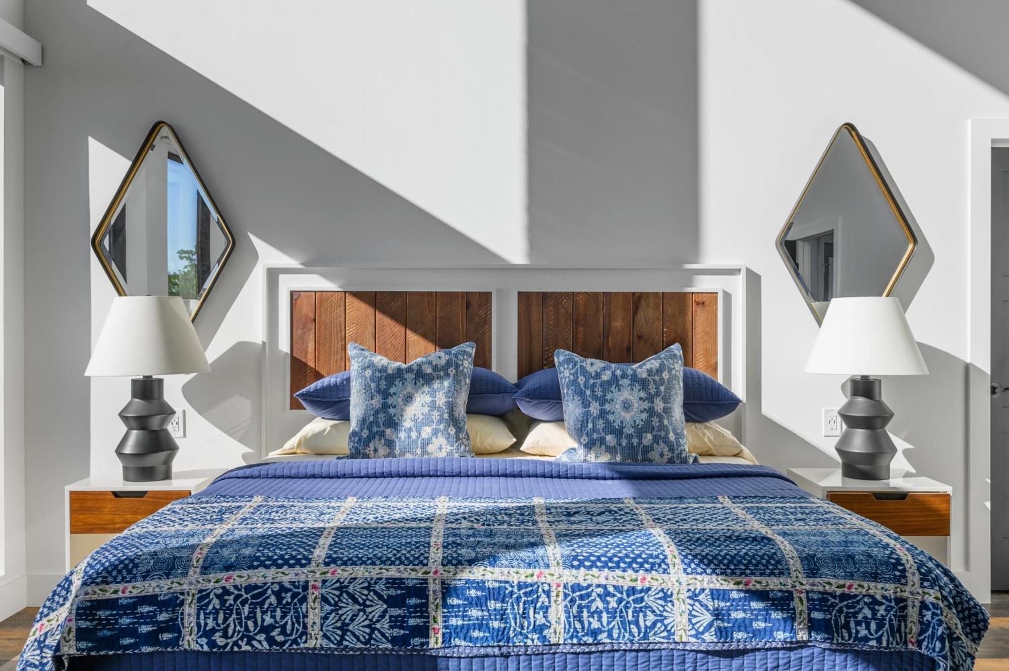 Villa Higher Power, 6bdrm 6bath, Specials, Free Tickets, Indoor Pool, Amazing View, Hot Tub, Gameroom *