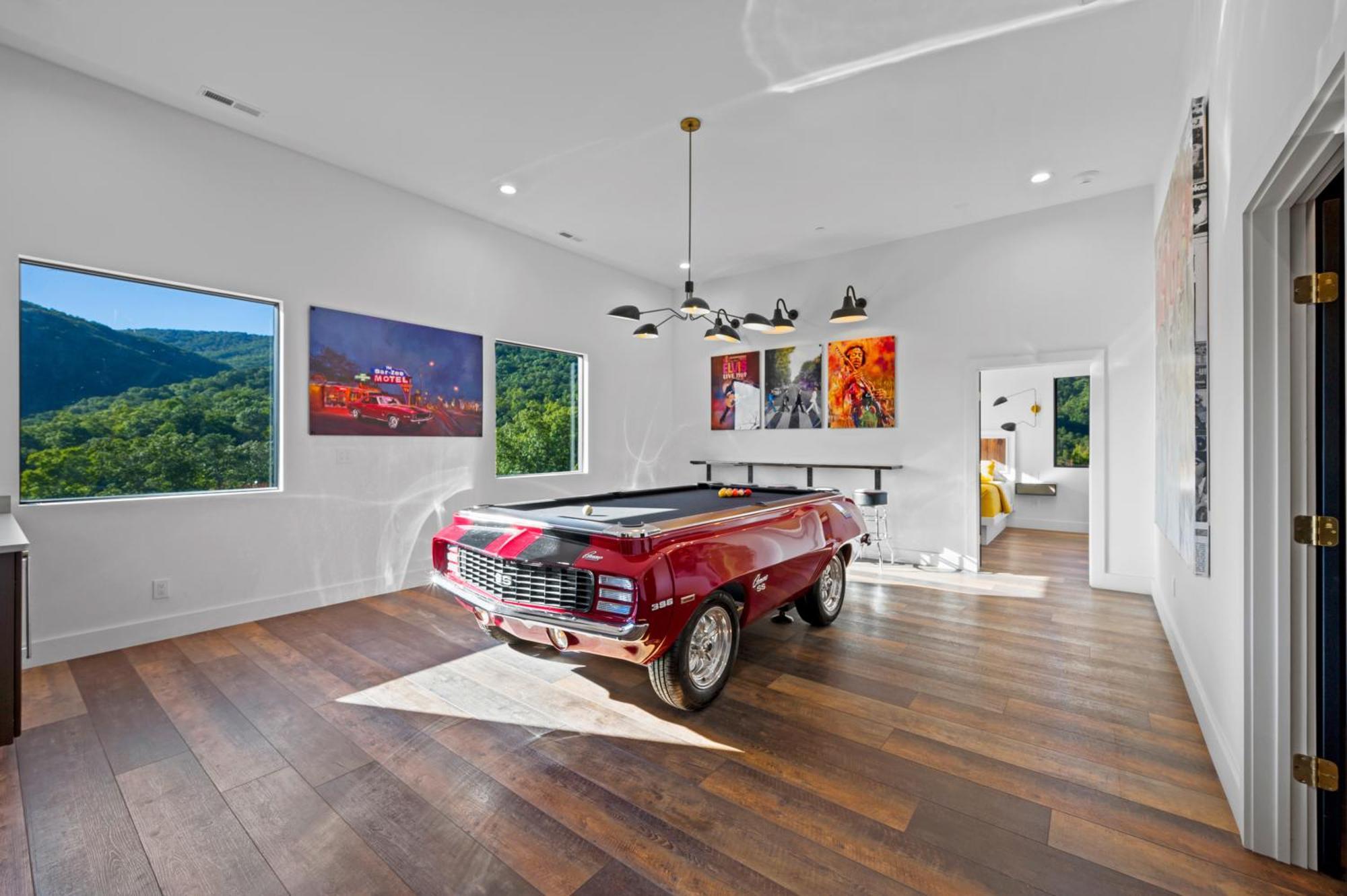 Villa Higher Power, 6bdrm 6bath, Specials, Free Tickets, Indoor Pool, Amazing View, Hot Tub, Gameroom *