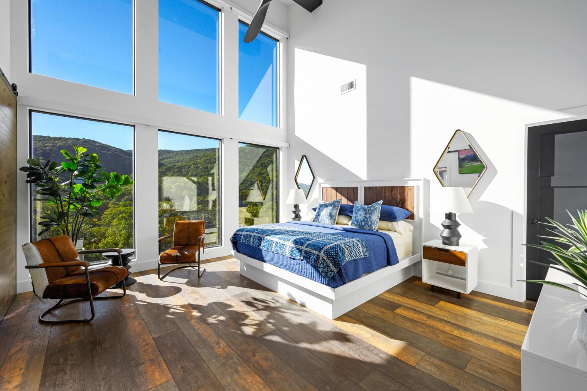 Higher Power, 6bdrm 6bath, Specials, Free Tickets, Indoor Pool, Amazing View, Hot Tub, Gameroom