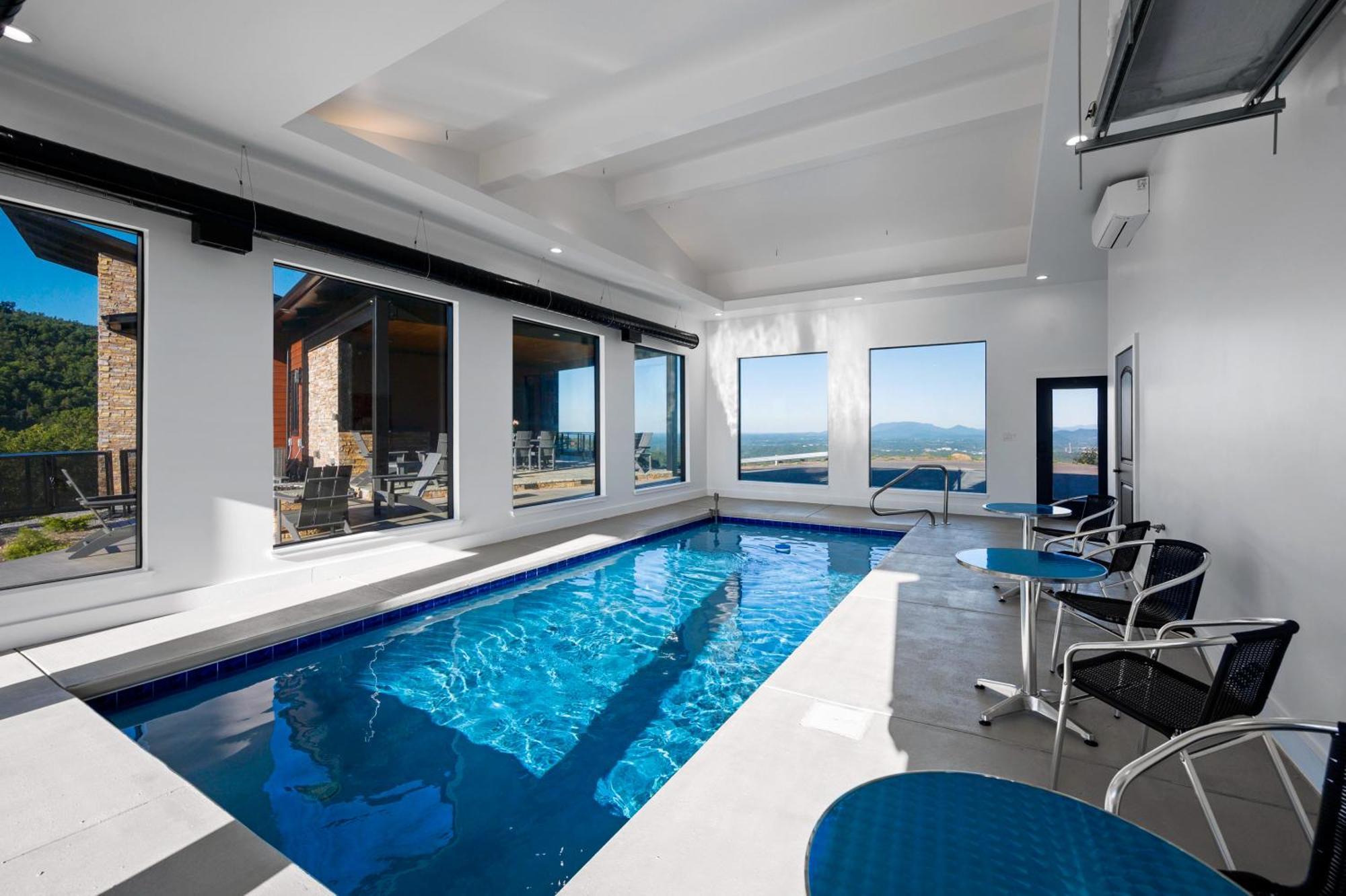 Higher Power, 6bdrm 6bath, Specials, Free Tickets, Indoor Pool, Amazing View, Hot Tub, Gameroom