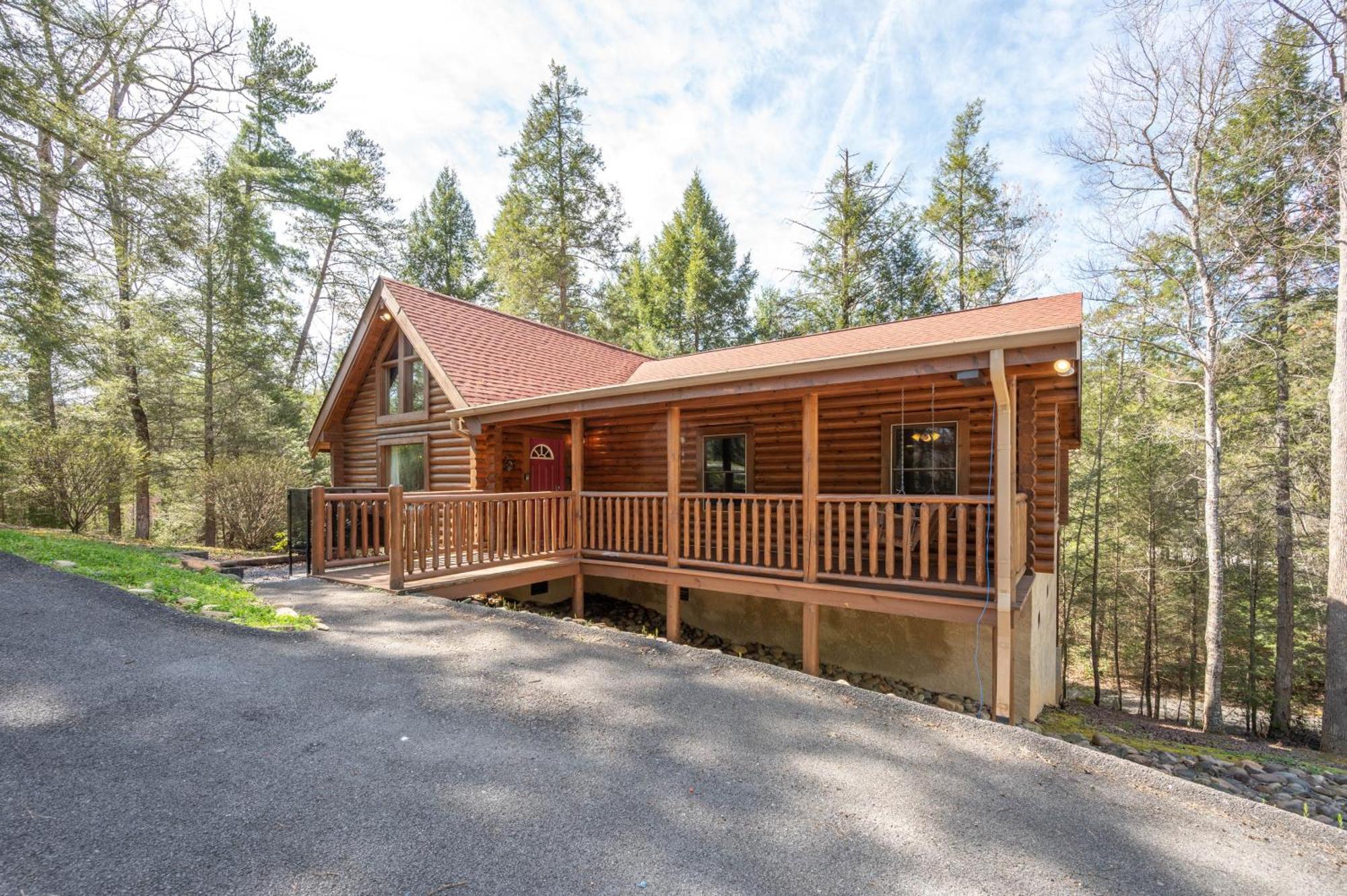 Chalet Valley Dream:3 Bdrm 3bath, Specials, Free Tickets, One Level