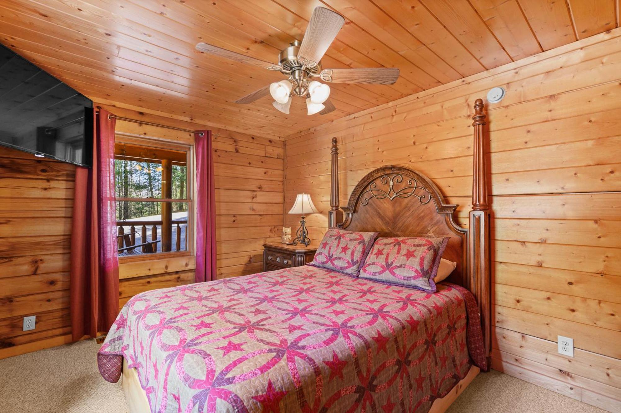 Valley Dream:3 Bdrm 3bath, Specials, Free Tickets, One Level Chalet