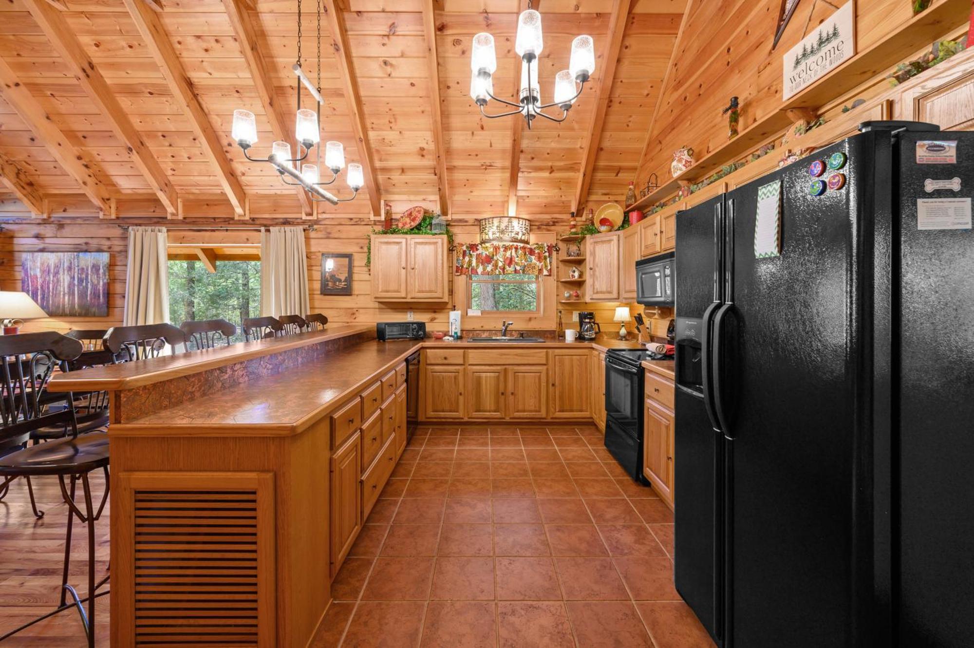 Valley Dream:3 Bdrm 3bath, Specials, Free Tickets, One Level Chalet Pigeon Forge