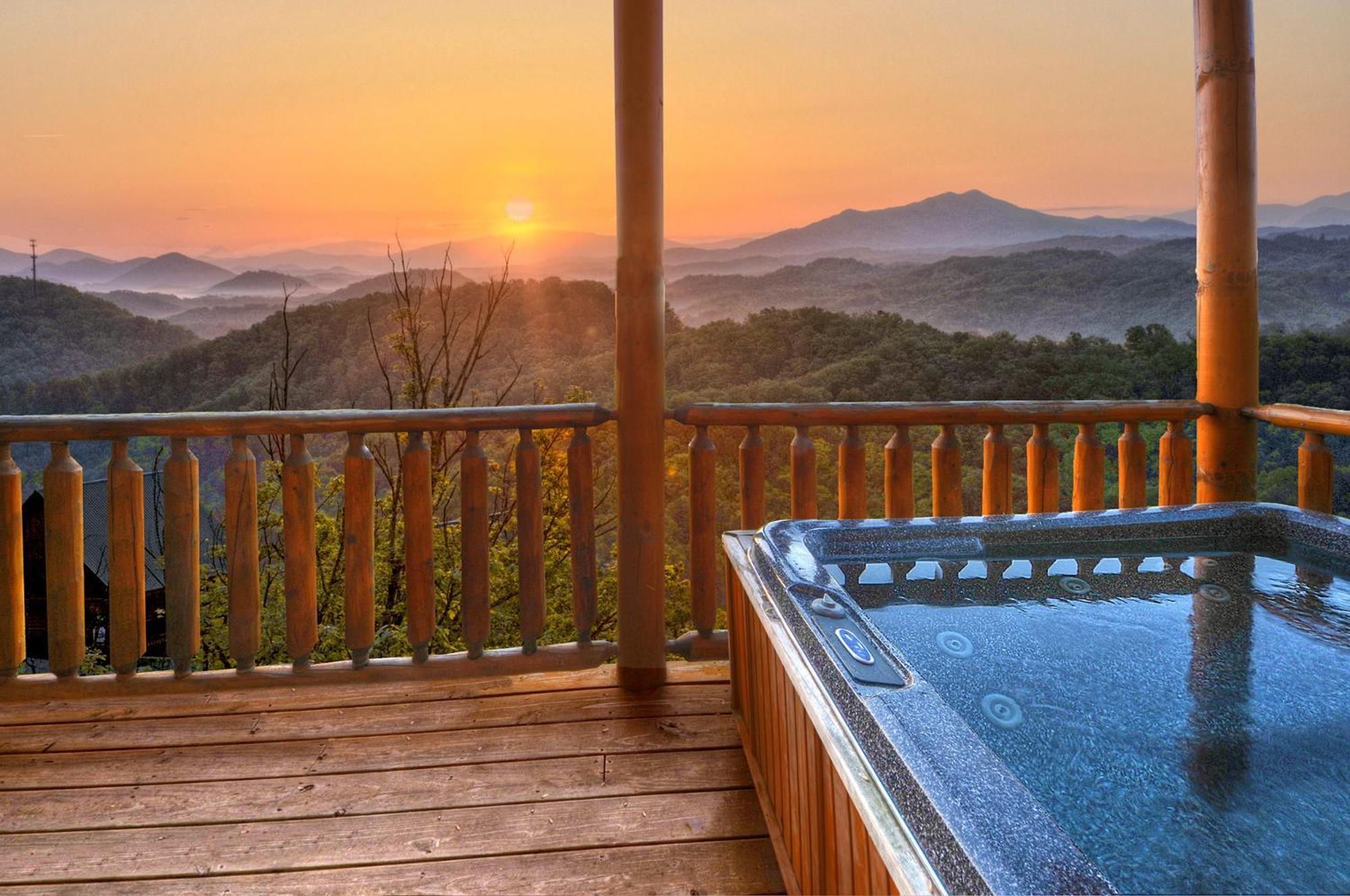 Villa Magical Moose, 7bdrm 7bath, Specials, Free Tickets, Elevator, Hot Tub Pigeon Forge