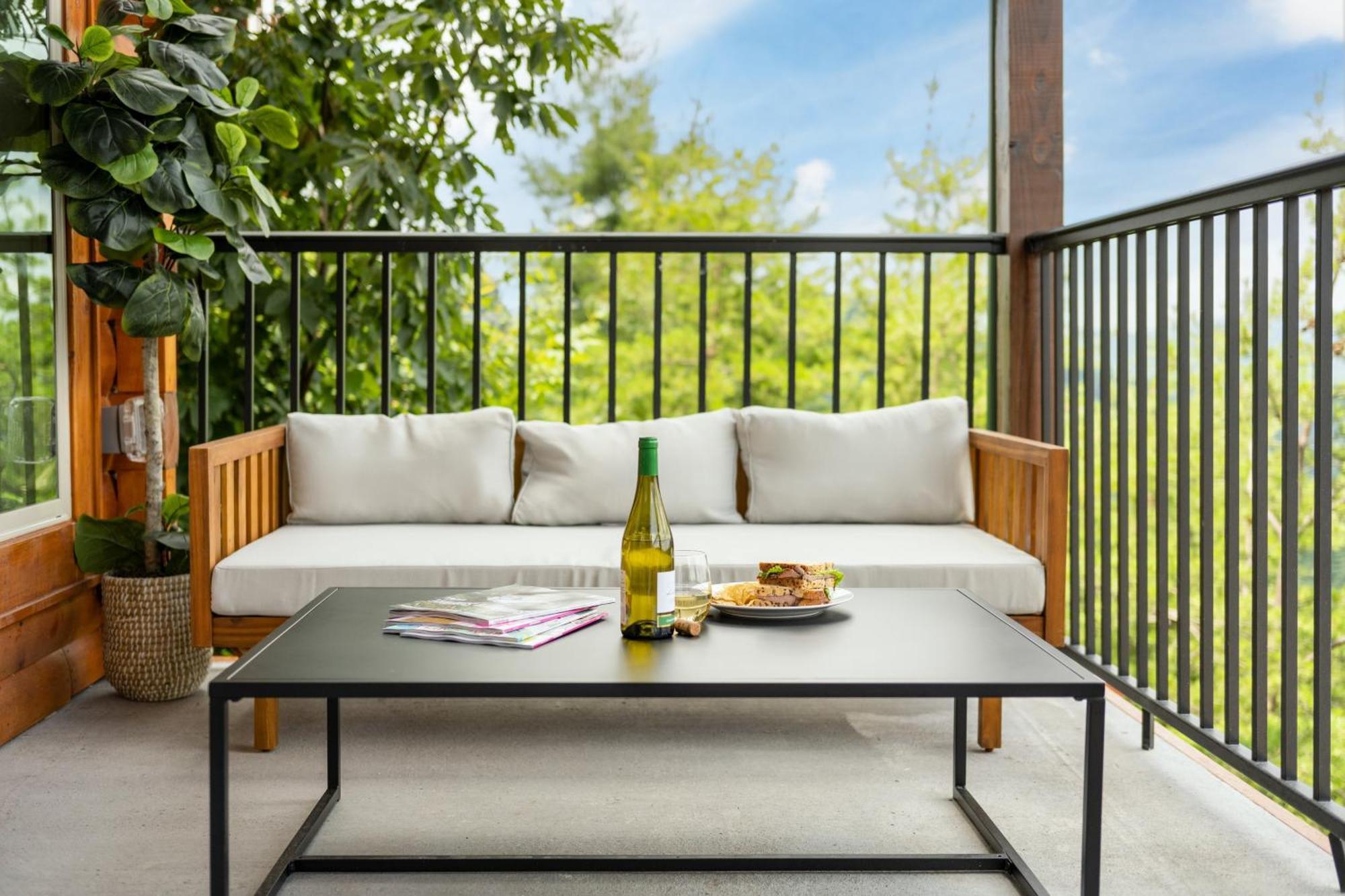 Duval By Avantstay 10min To Dt W Indoor Pool Hot Tub Amazing Views Holiday home