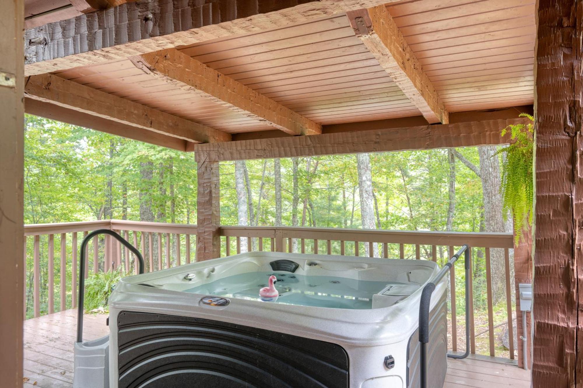Dudley I By Avantstay Cosy W Hot Tub Incredible Views Holiday home Pigeon Forge