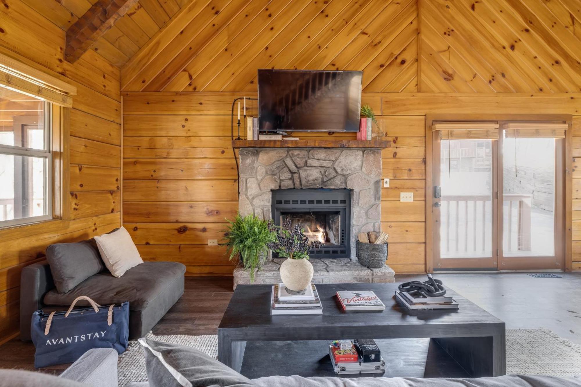 Dudley Iii By Avantstay Cosy Mountain W Hot Tub Great Views Holiday home *