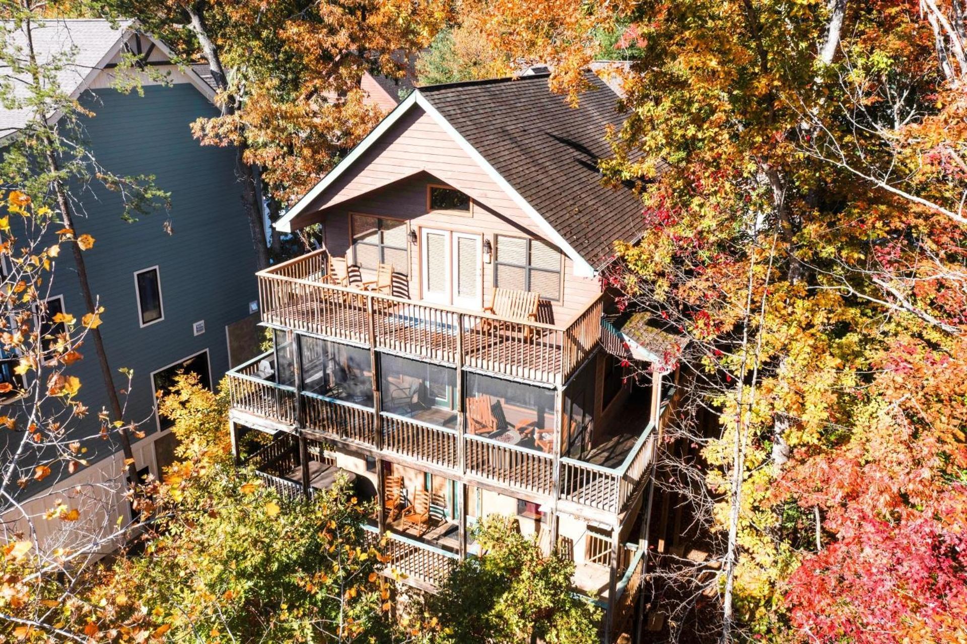 Eagle's Landing Pigeon Forge