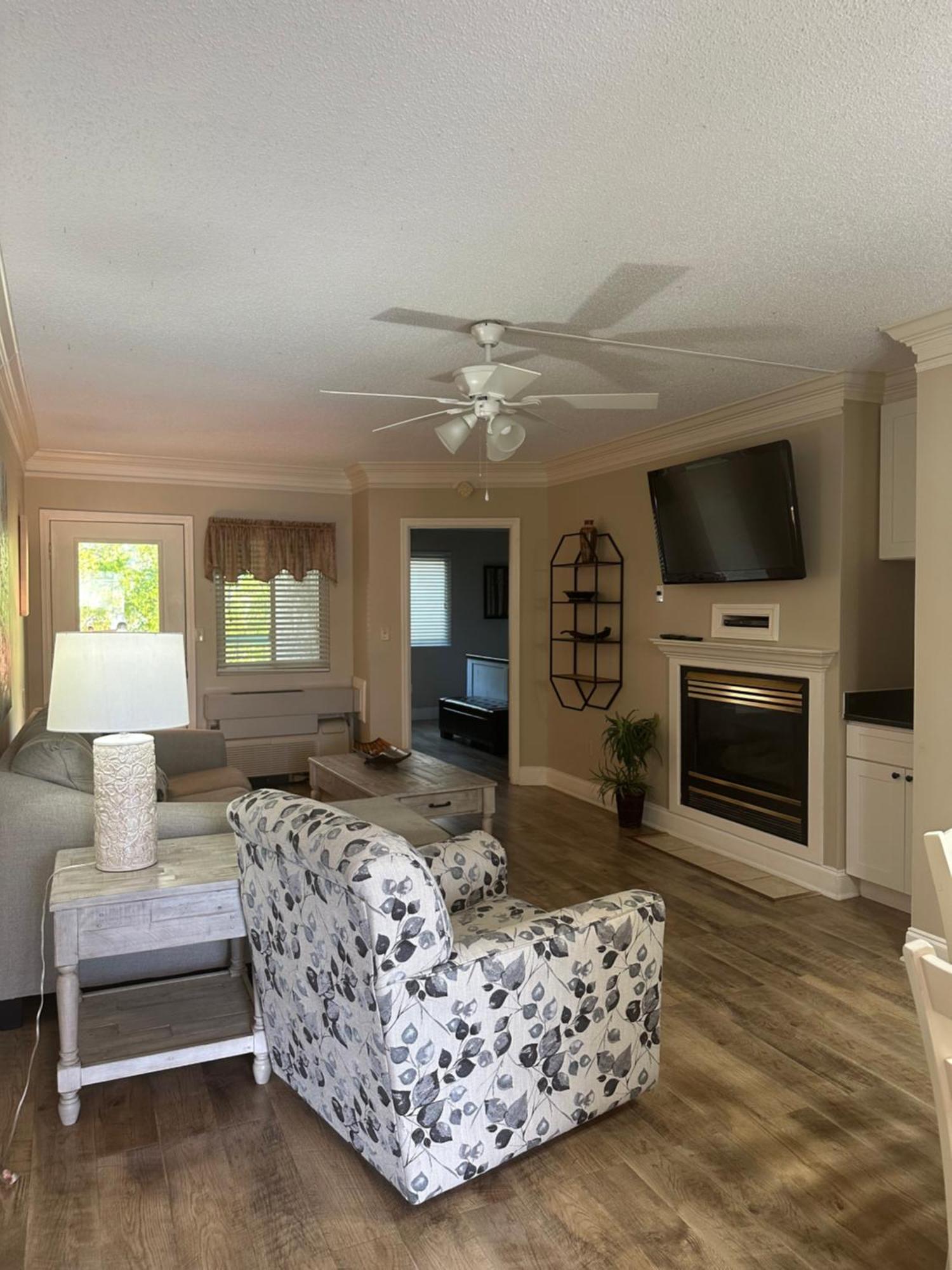 River Place #304 2bd