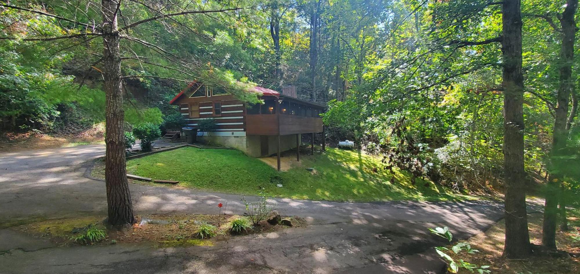 The Robins Nest With Hot Tub *