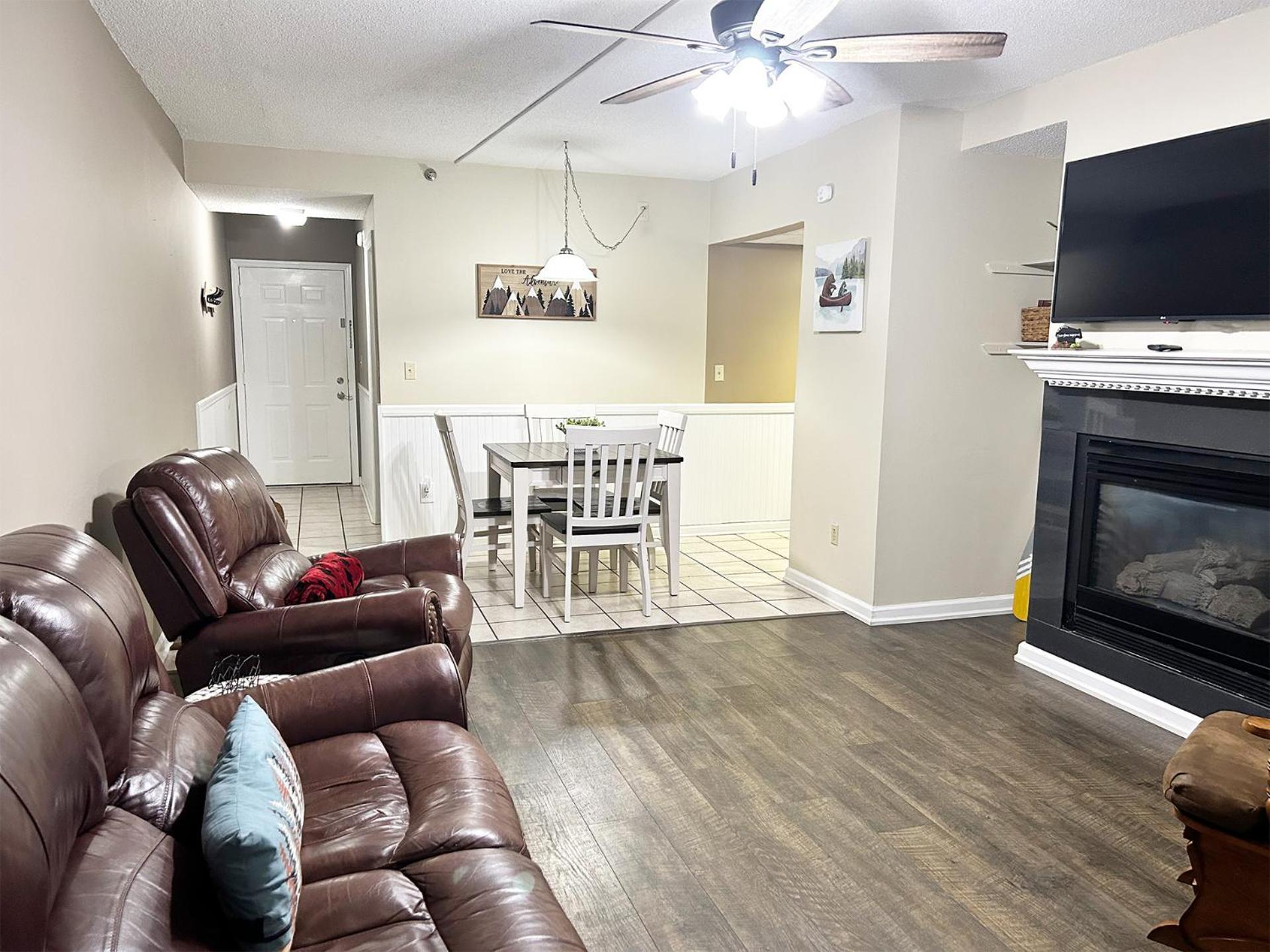 The River Apartment *