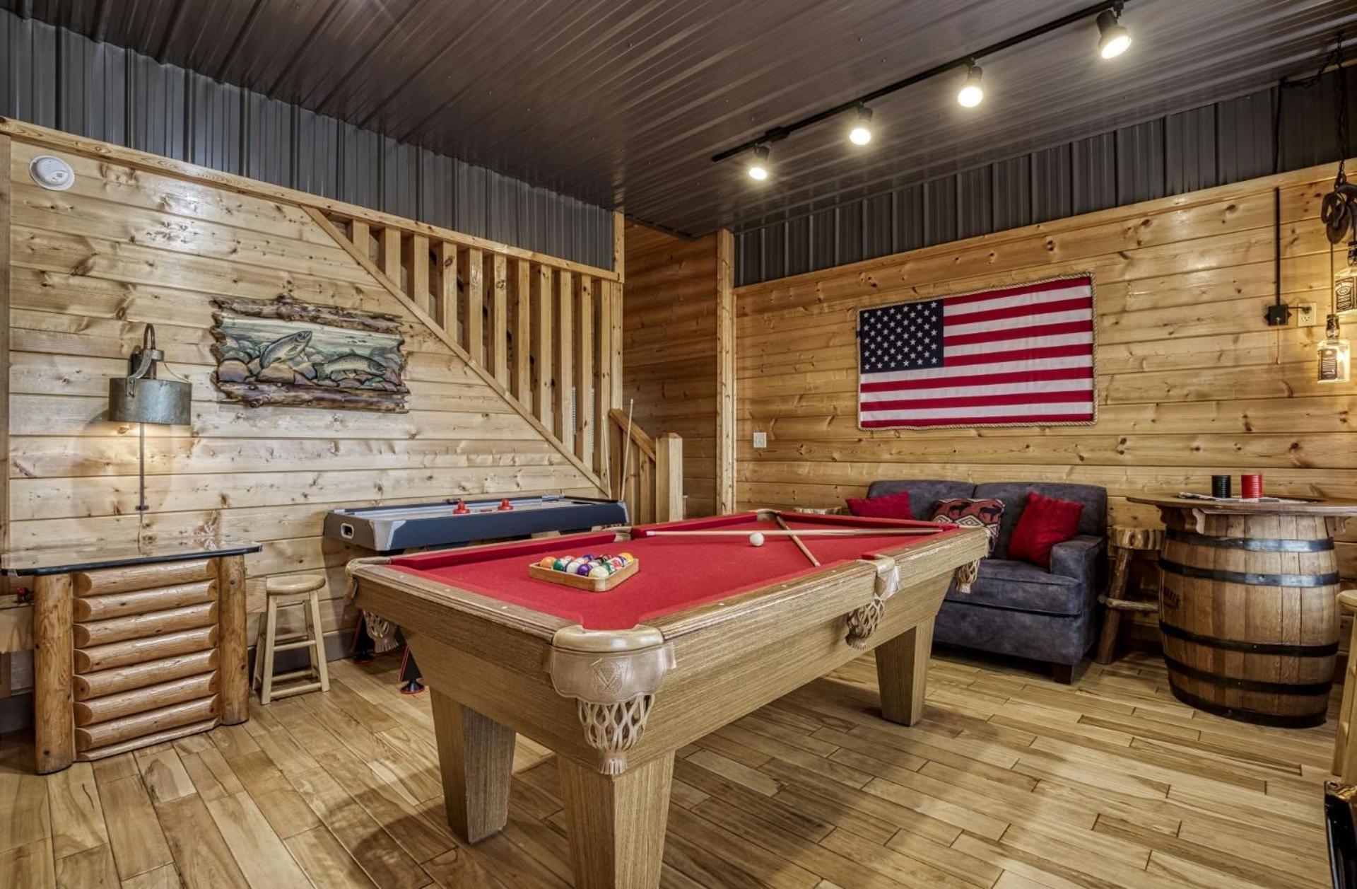 Ern858 - Eagles On High - Great Location! Close To The Action! Holiday home Pigeon Forge
