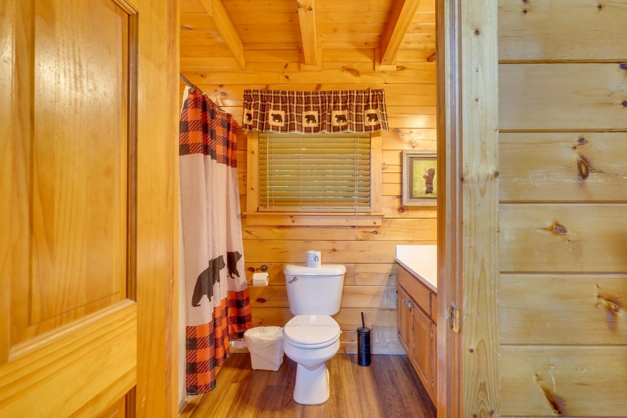 Cabin With Hot Tub 5 Mi To Dollywood * Pigeon Forge