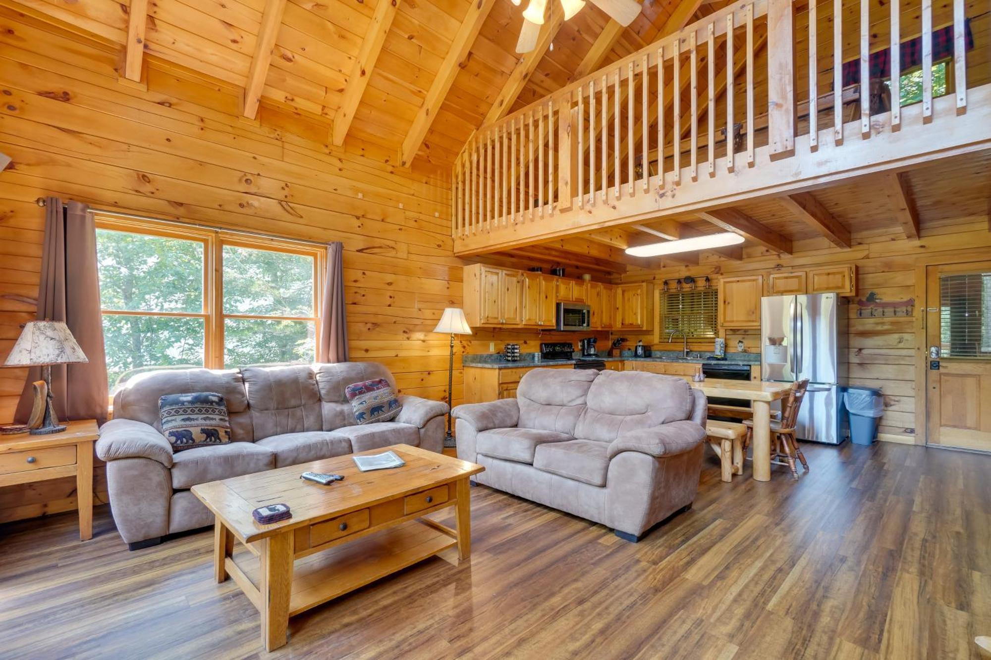 Cabin With Hot Tub 5 Mi To Dollywood * Pigeon Forge