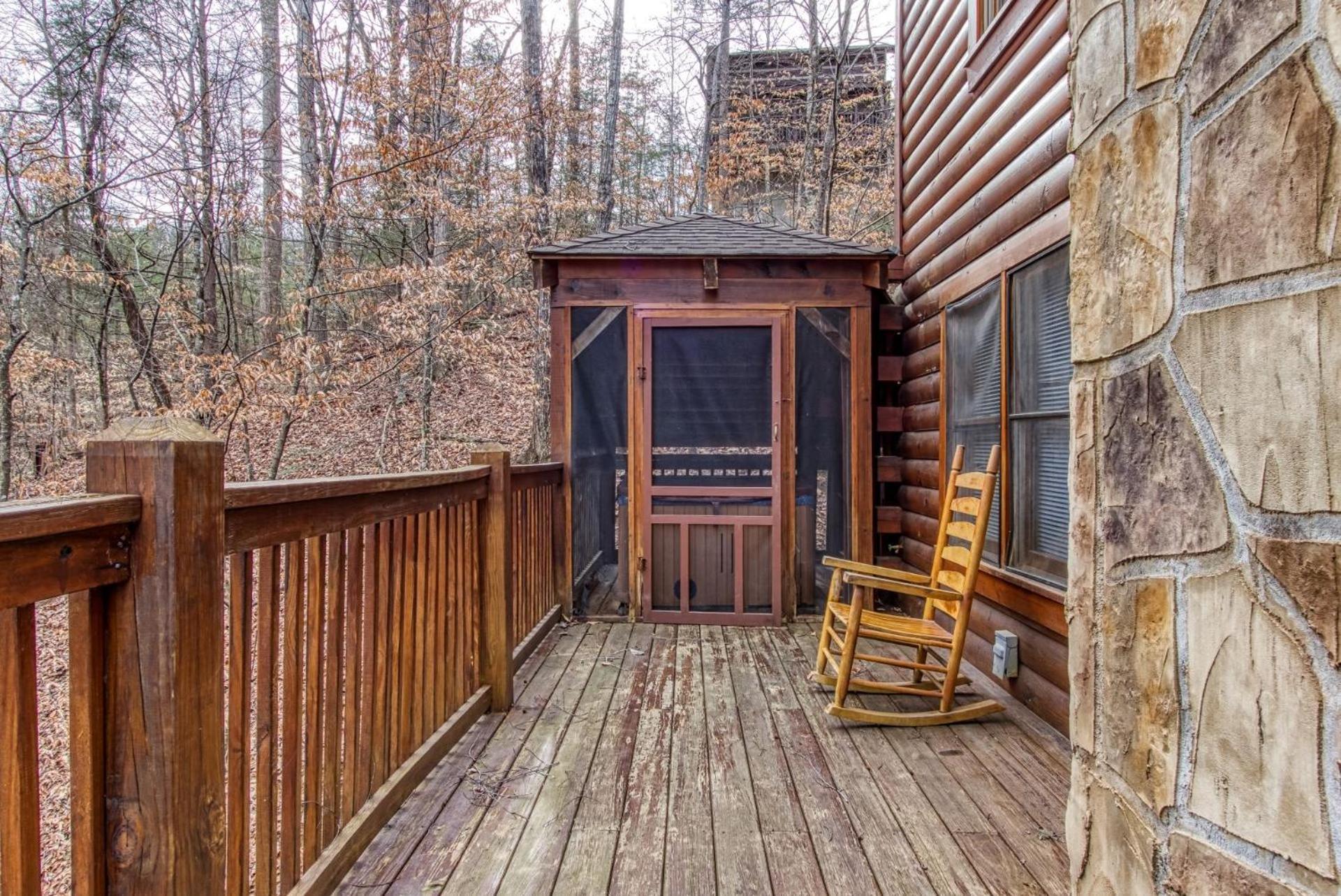 Er305- Bear Right Inn- Great Location- Close To Town