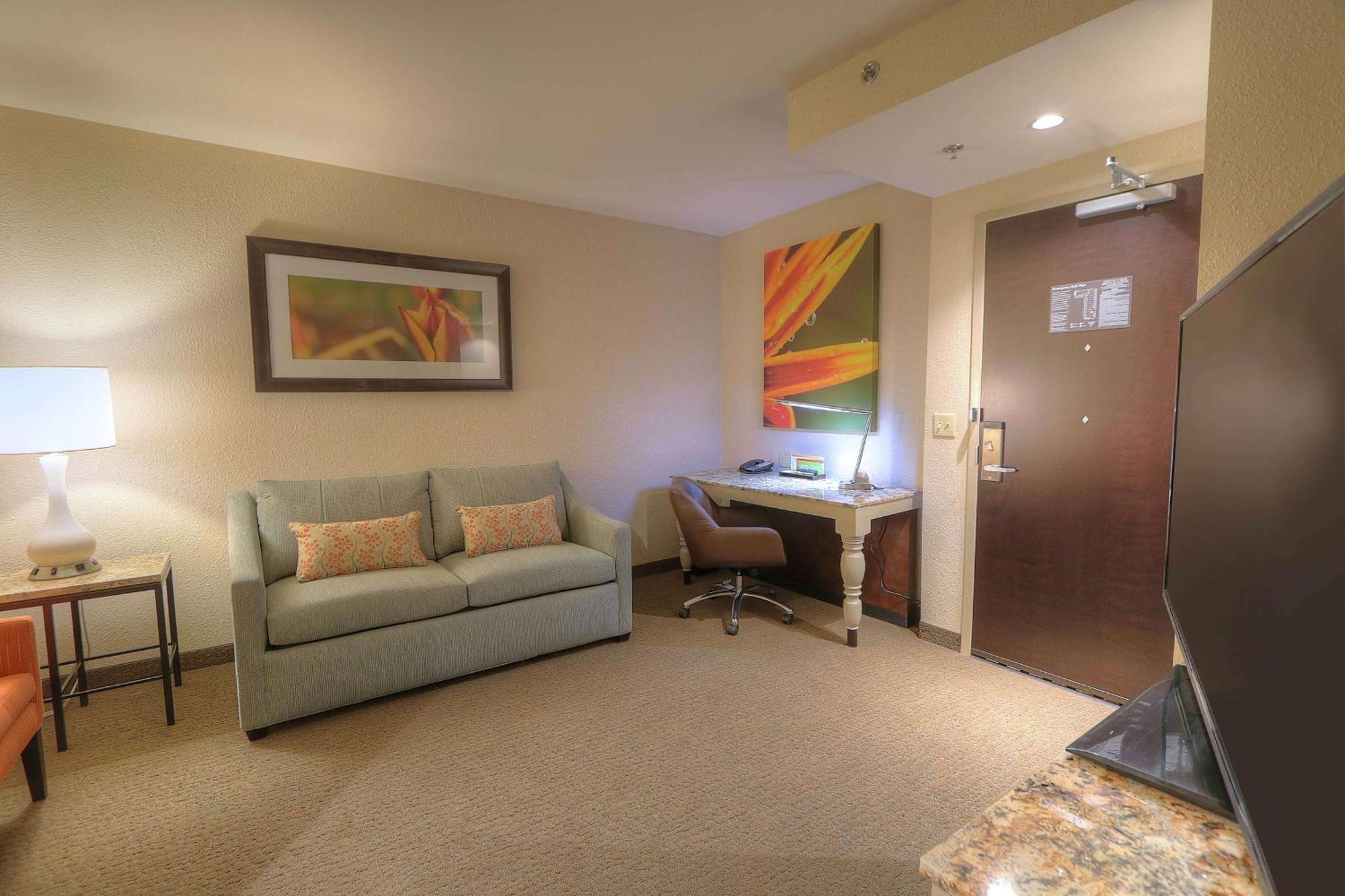 Hotel Hilton Garden 3*