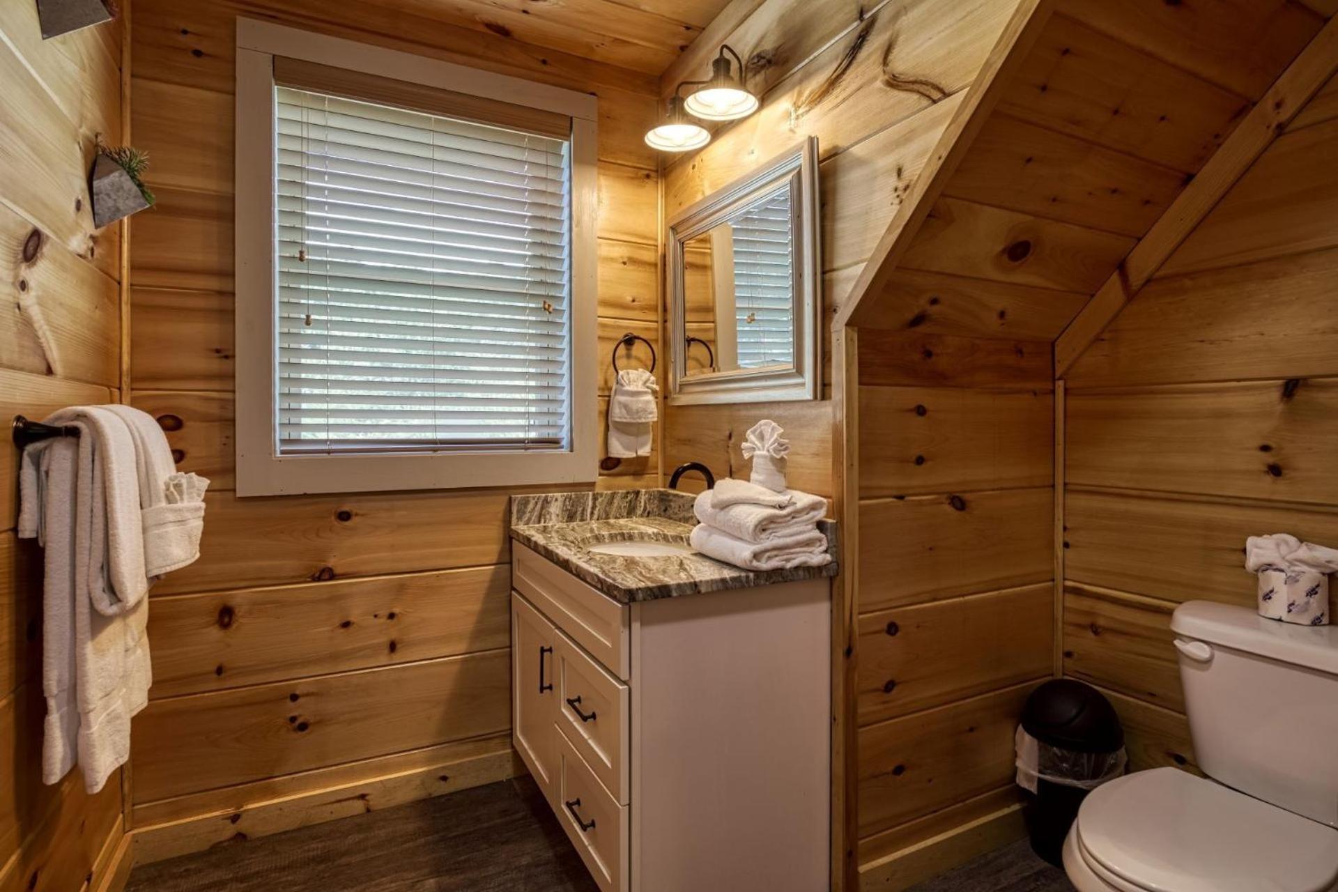 Ern824 - Days - Great Location! Close To Town! * Pigeon Forge