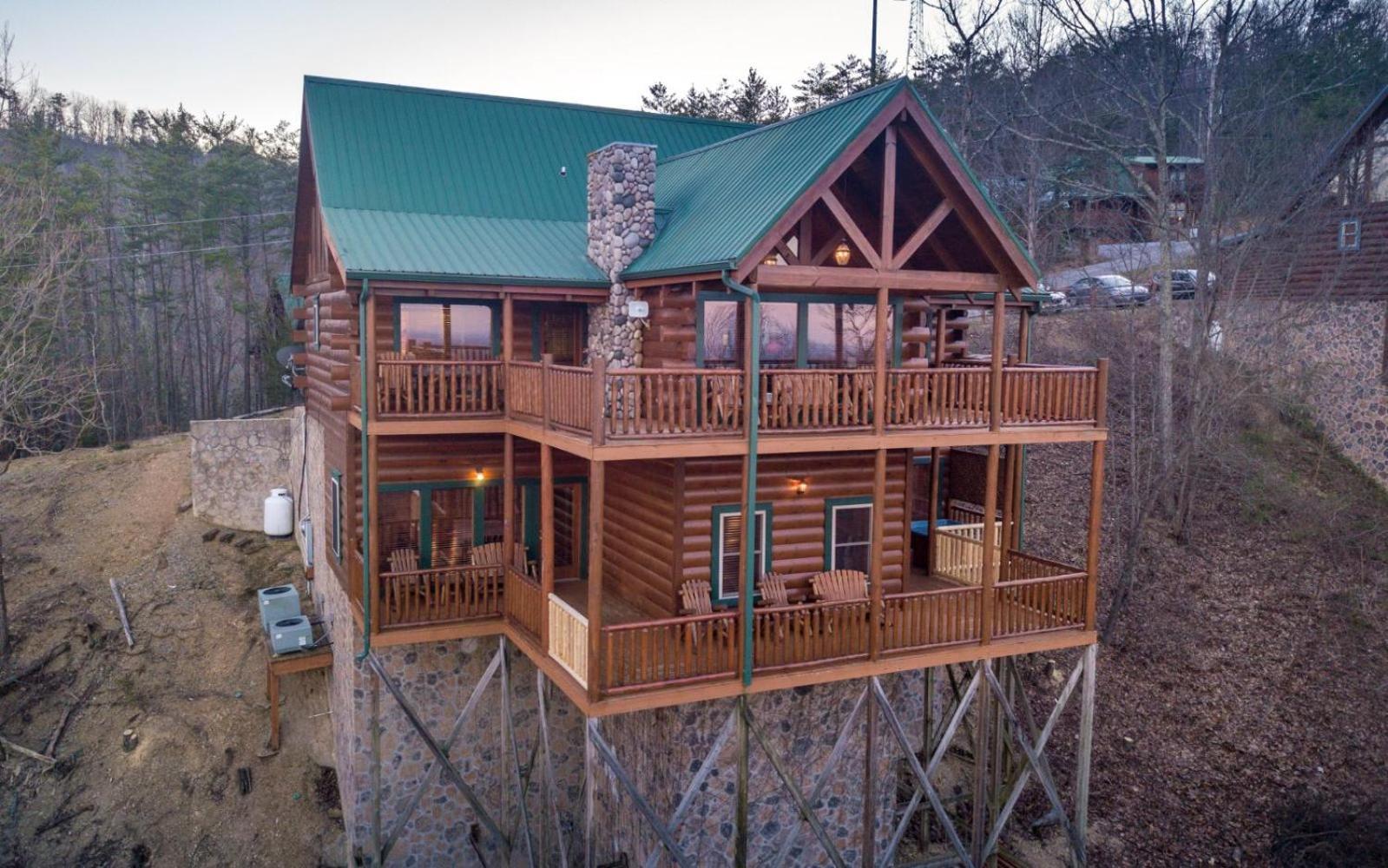 Smoky Mountain Memories * Pigeon Forge