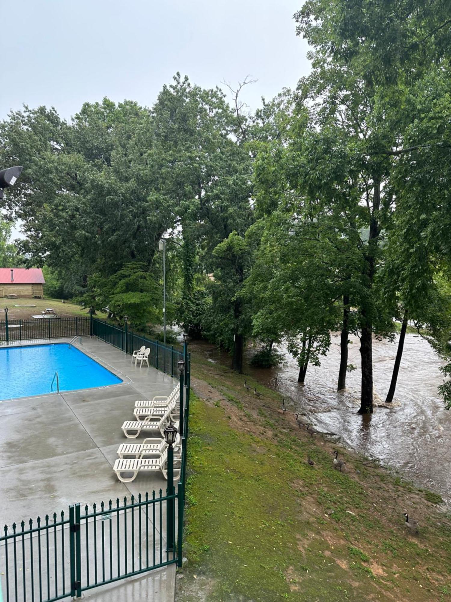 River Place #610 3bd