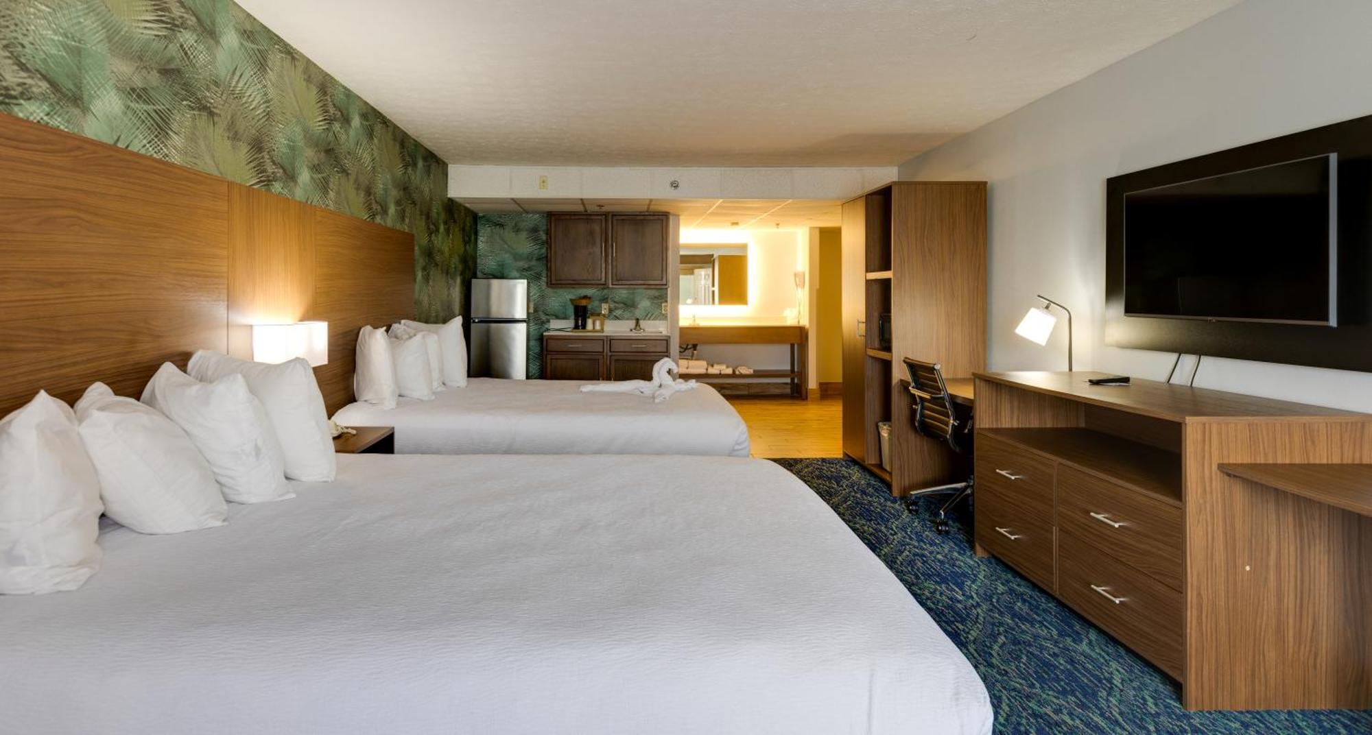 Park Grove 3*