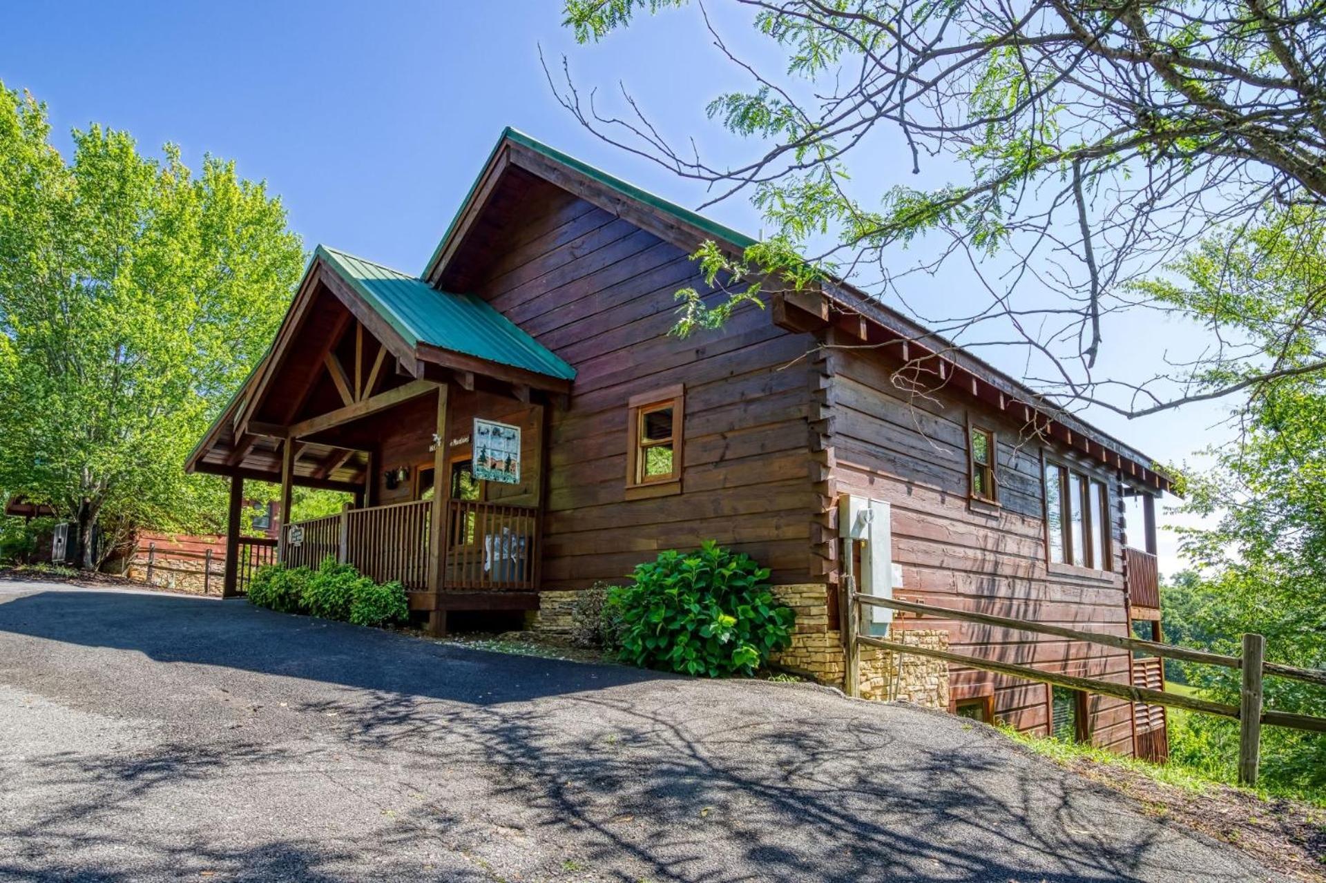Holiday home Ern857 - A Dream True - Great Location! Close To The Action! *