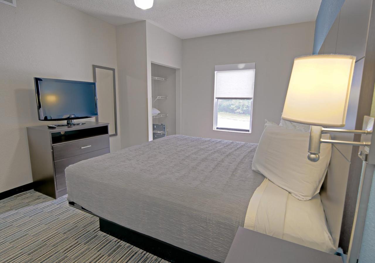 Hotel Season Pigeon Forge