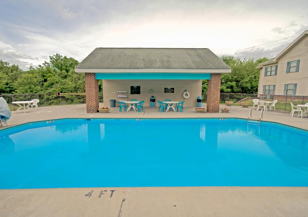 Season Hotel 3*
