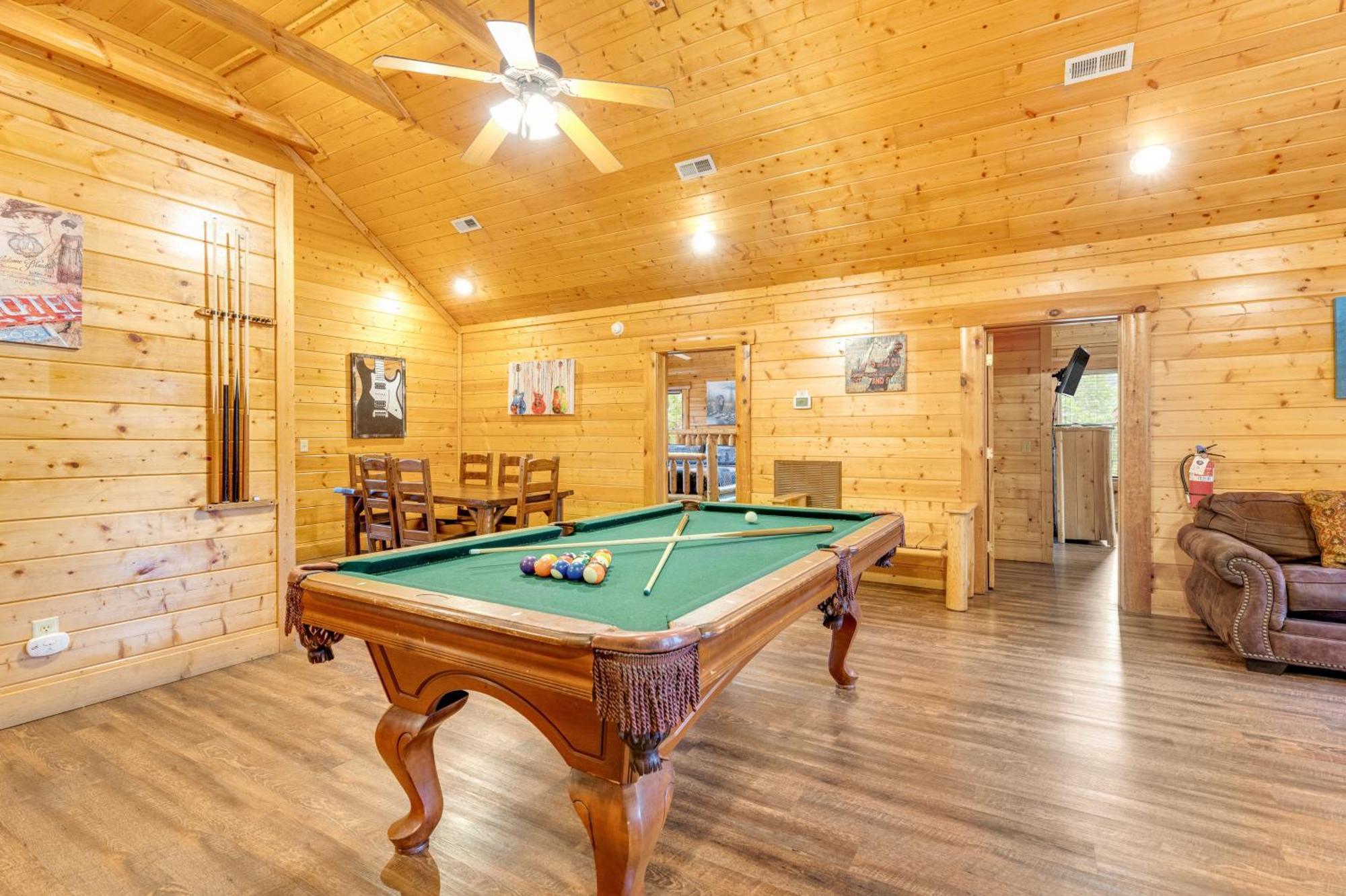 Valhalla Manor Holiday home