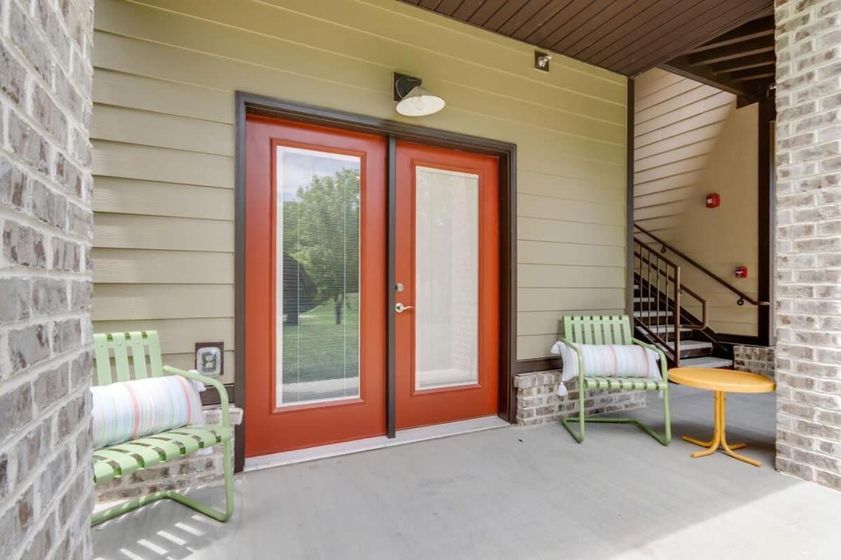 Apartment New 3 Bedroom Apt Ada Compliant Sleeps 8