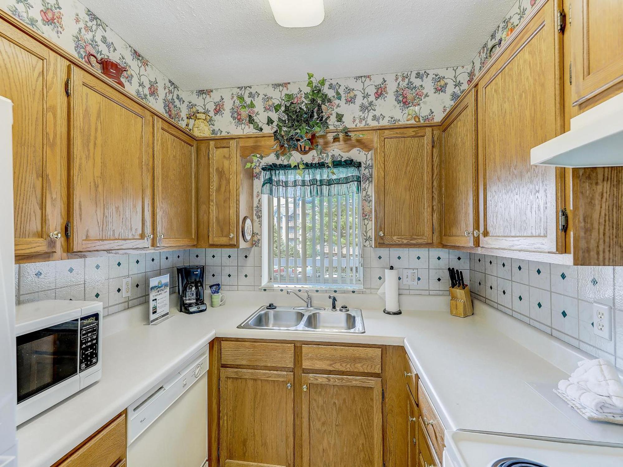 Apartment Family Fun Whispering Pines 324 *