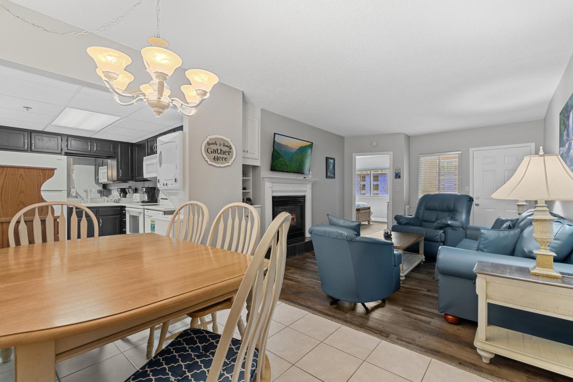 River View W Pool. Close To Many Attractions *