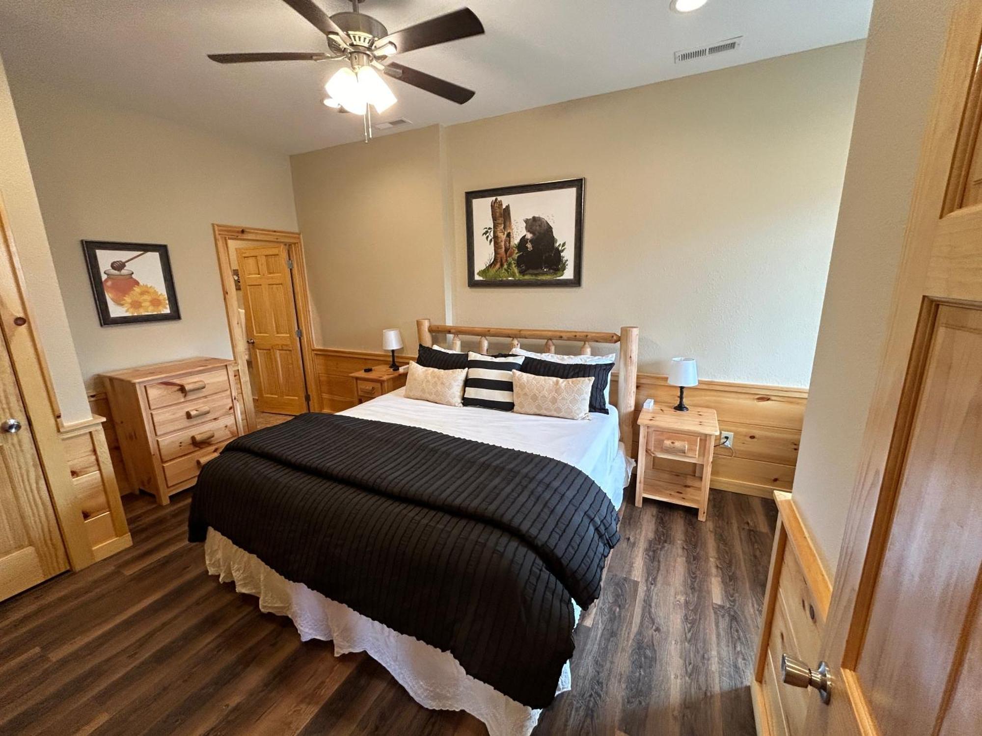 Prime Location & Loaded For Family Fun * Pigeon Forge
