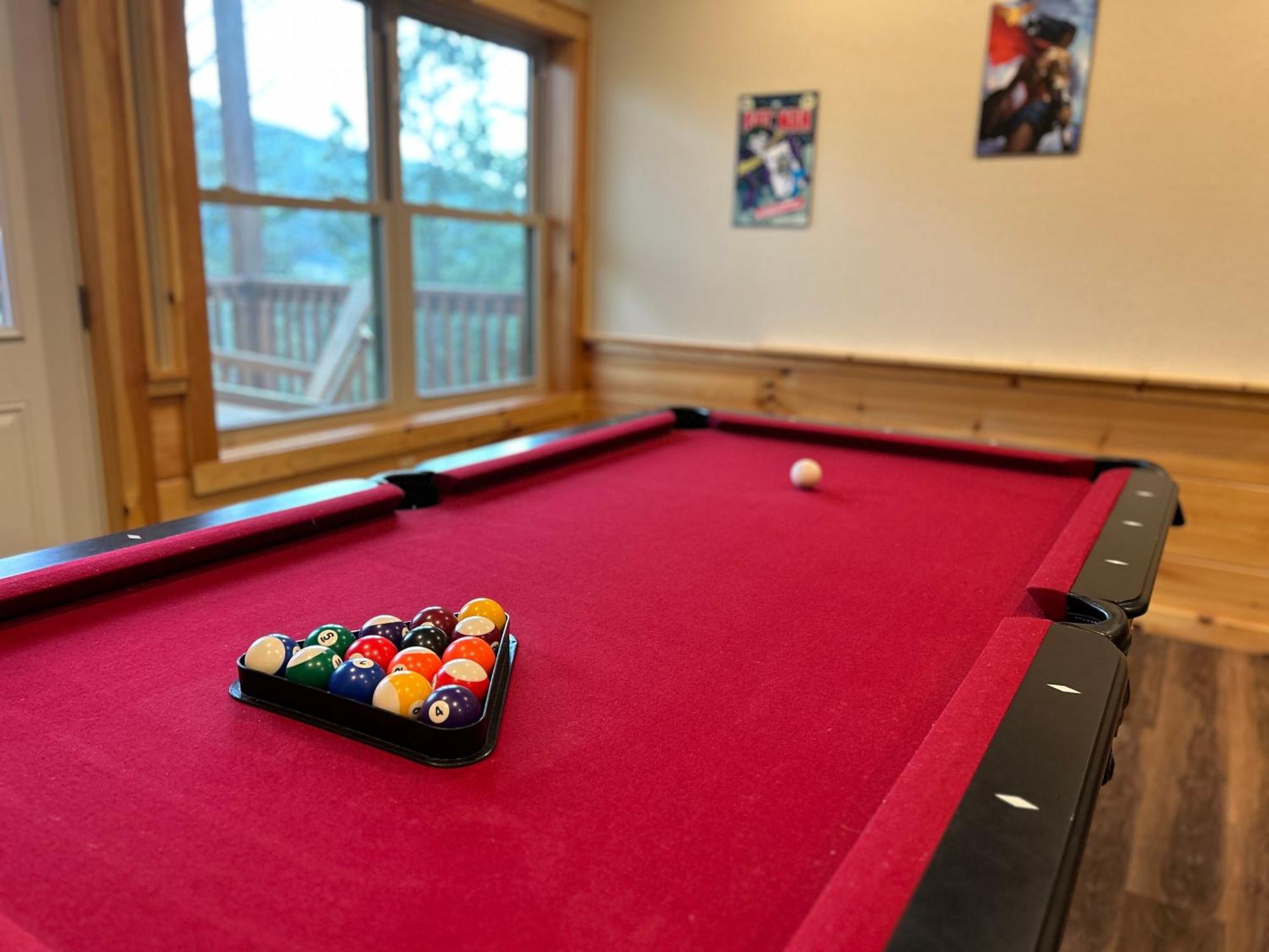 Holiday home Prime Location & Loaded For Family Fun Pigeon Forge