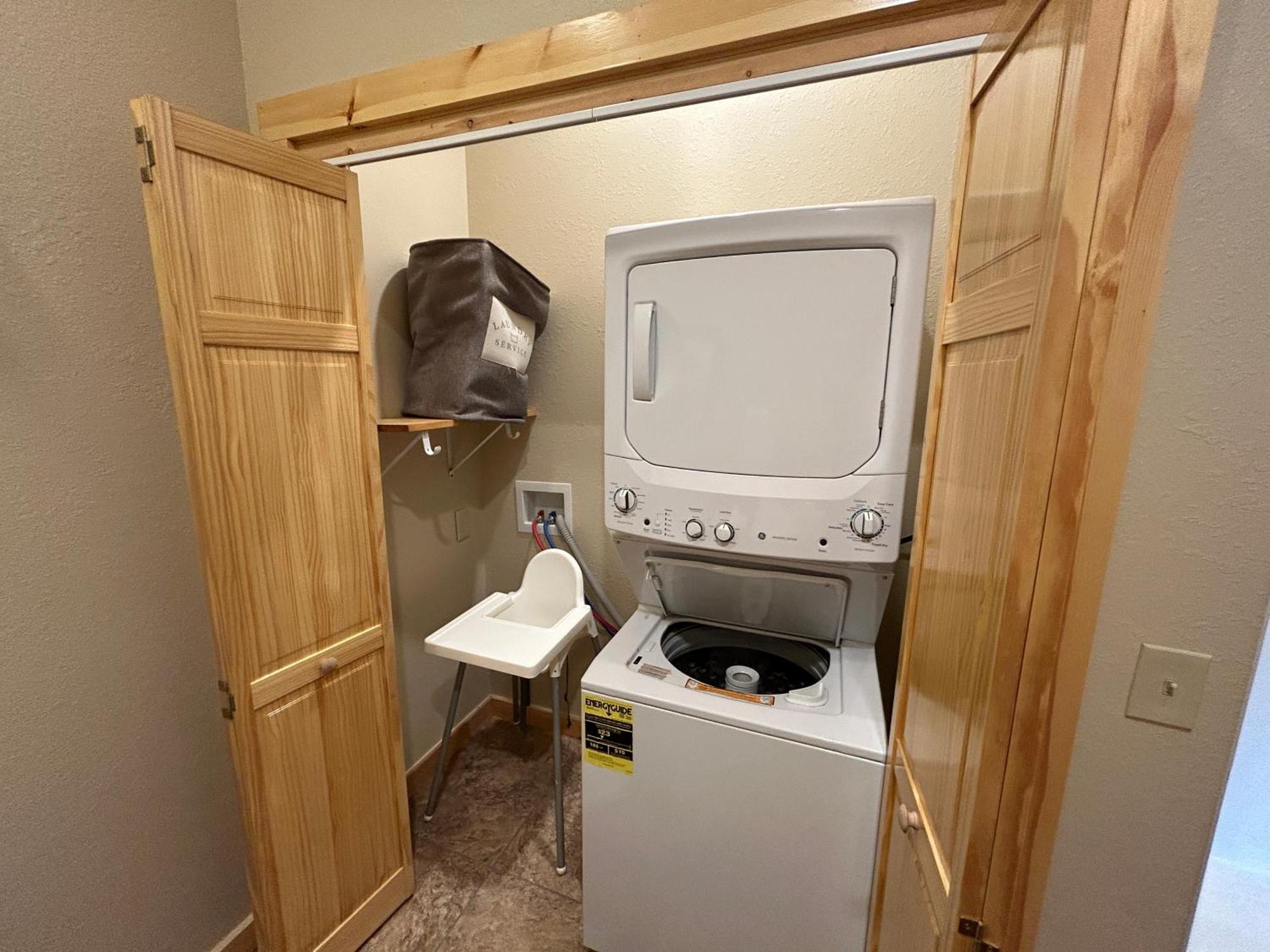 Holiday home Prime Location & Loaded For Family Fun *
