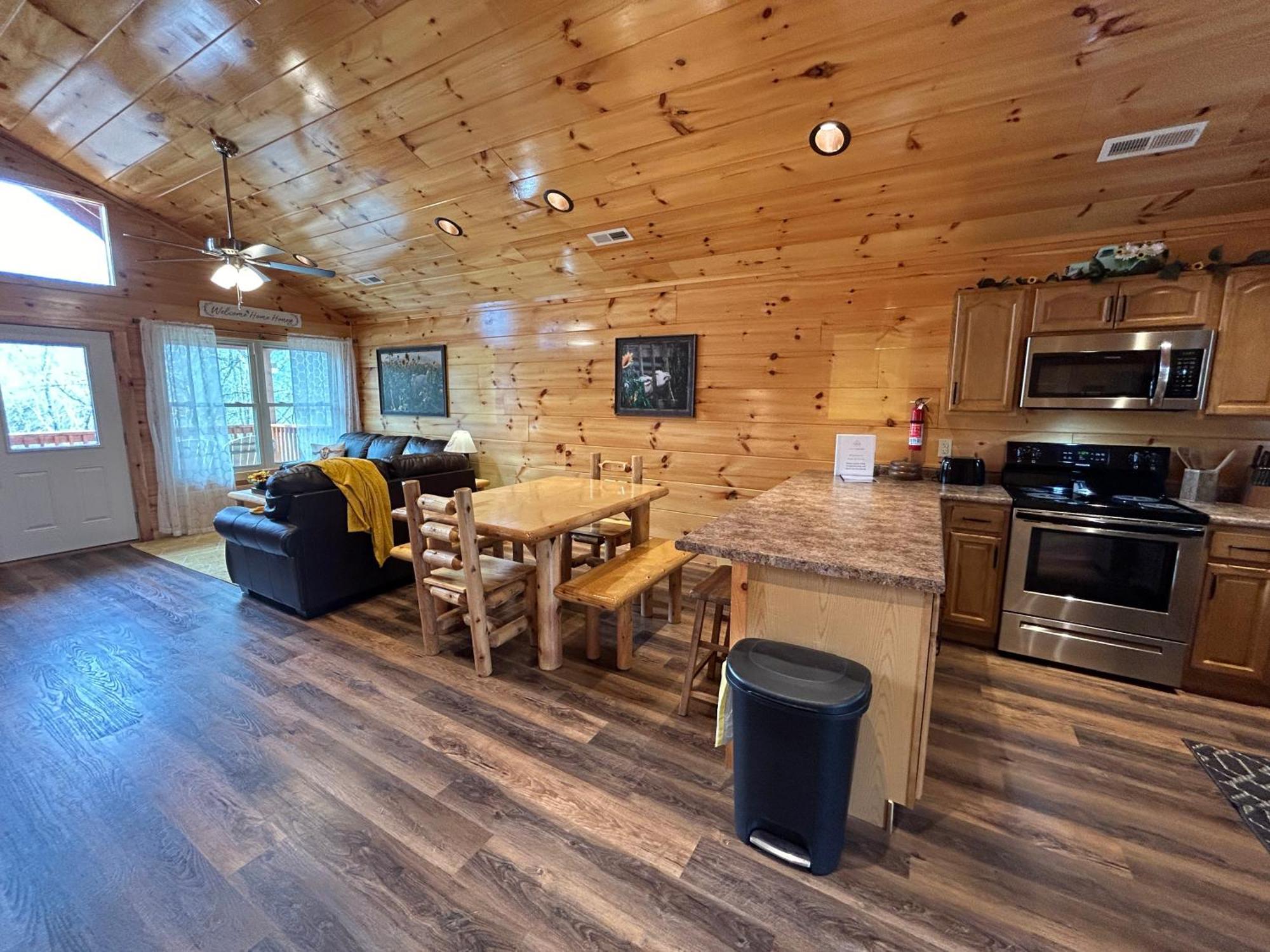 Prime Location & Loaded For Family Fun *