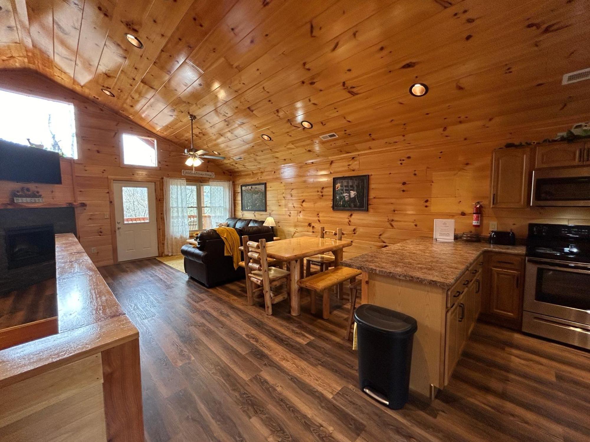 Holiday home Prime Location & Loaded For Family Fun *