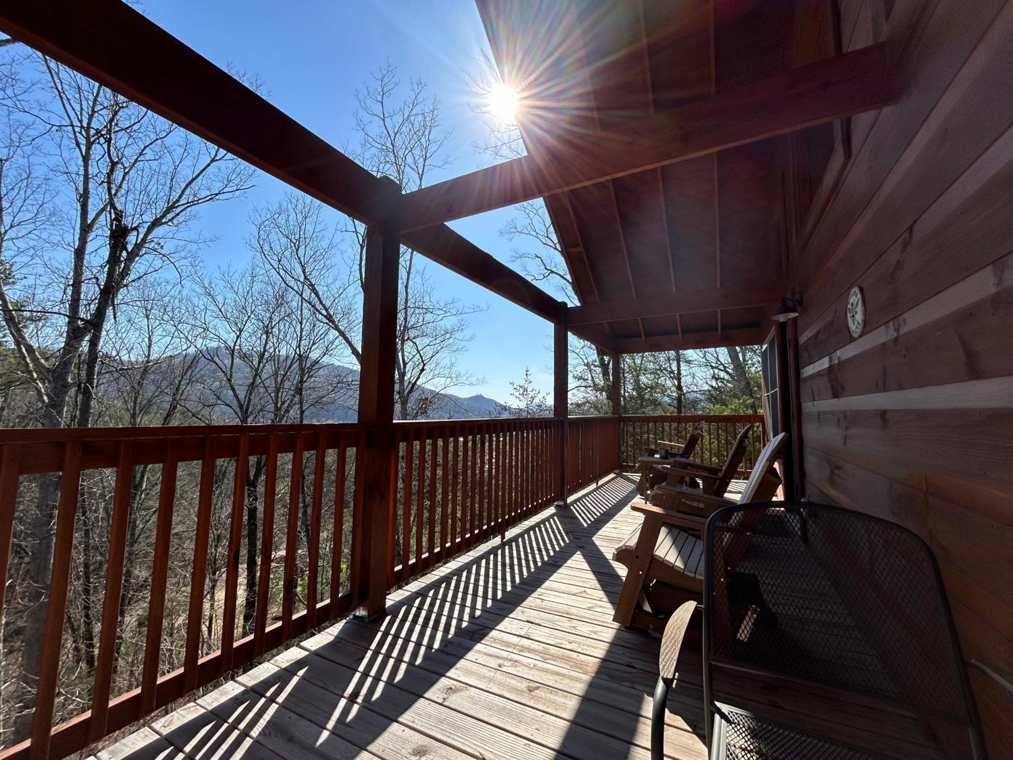 Prime Location & Loaded For Family Fun Holiday home Pigeon Forge
