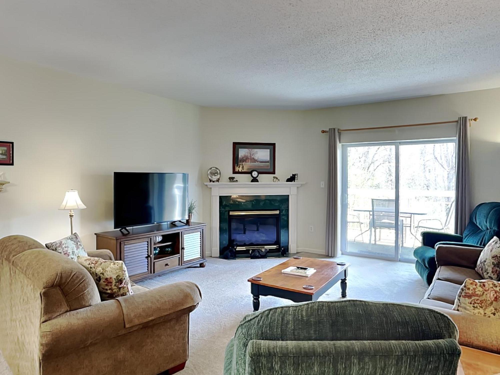 Apartment Family Fun Whispering Pines 324