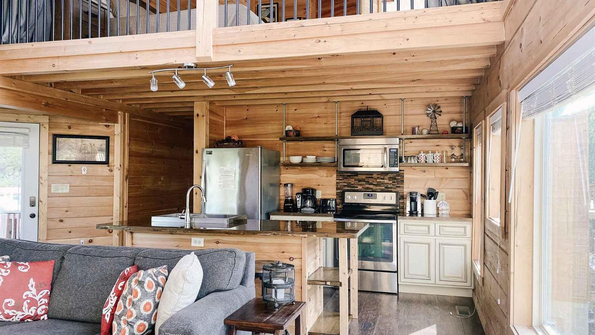 Holiday home Comfy Retreat Wprivate Pool, Hot Tub, Game