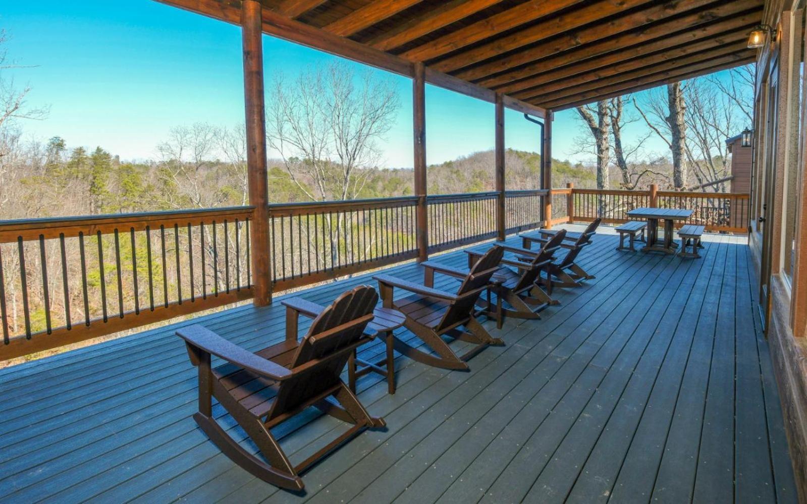 Splashin Mountain Retreat Holiday home