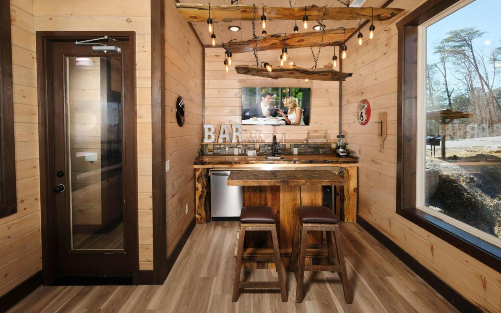 Splashin Mountain Retreat *