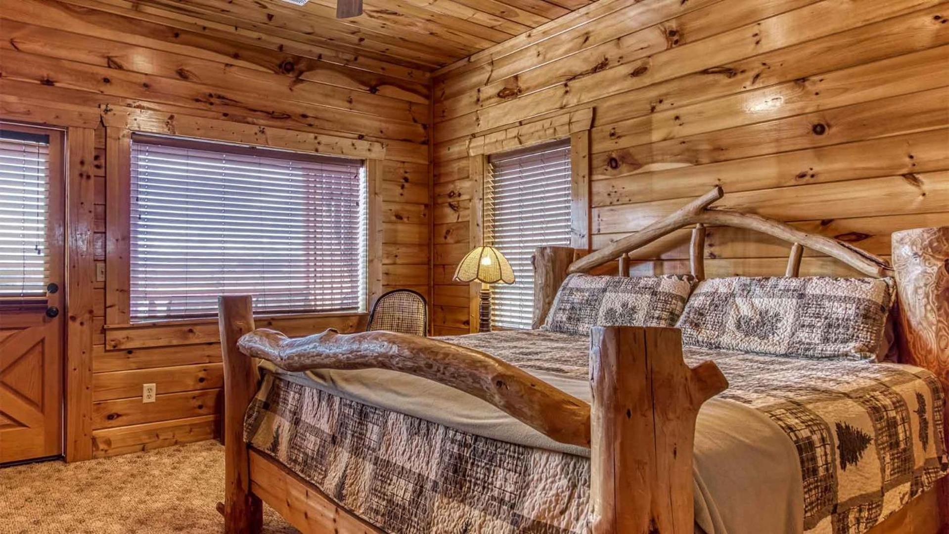 New Majestic 5 Star Amazing View, Pool, Hot Tub! *
