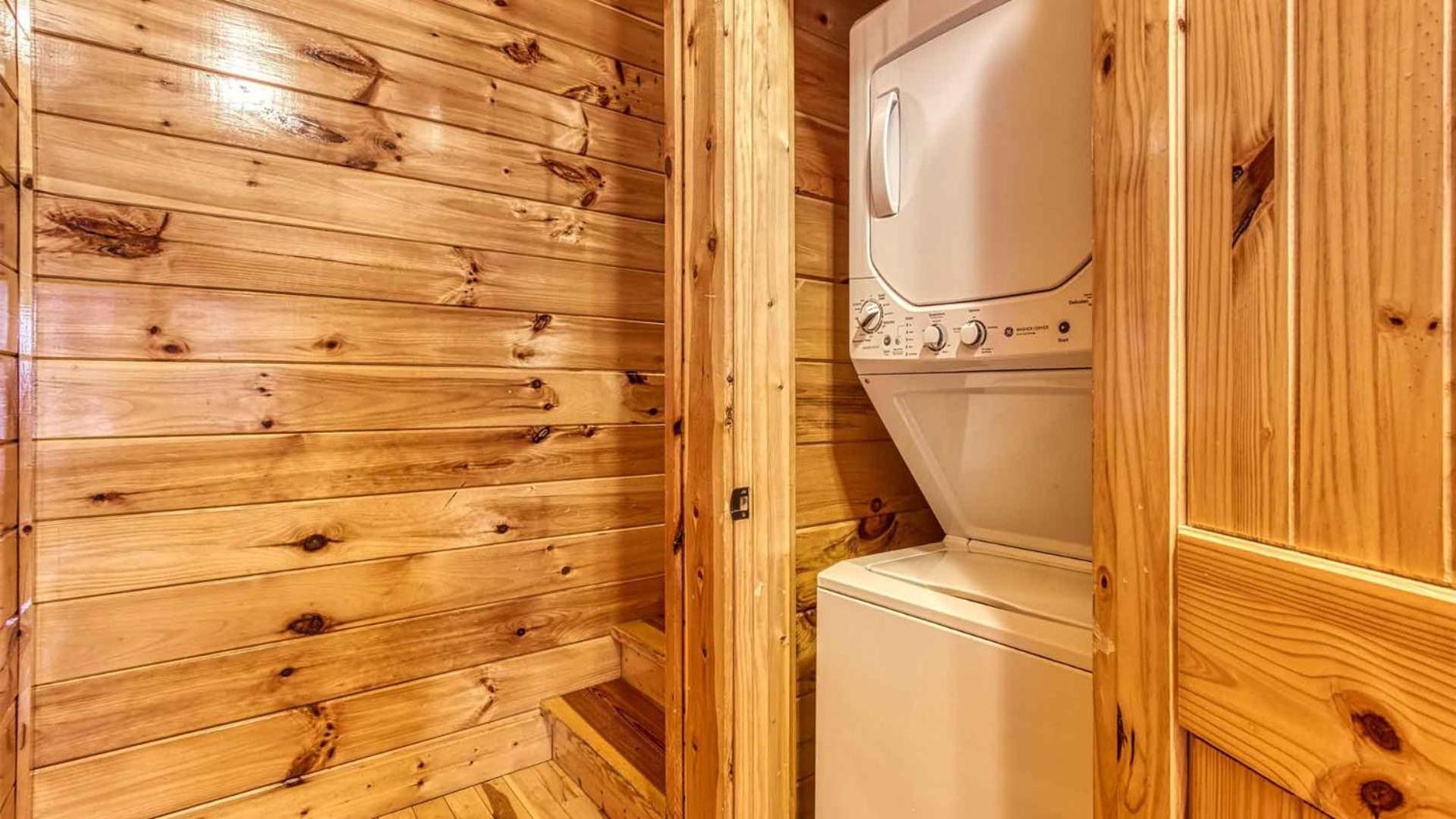New Majestic 5 Star Amazing View, Pool, Hot Tub! Holiday home Pigeon Forge