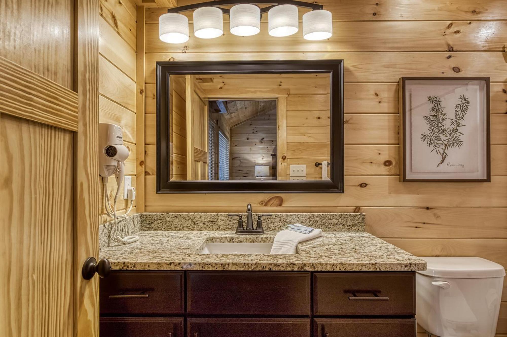 Gritz Carlton Lodge, 2 Large Cabins, 2 Pools, 2 Theater Rooms, 2 Game Rooms, Free Tickets *