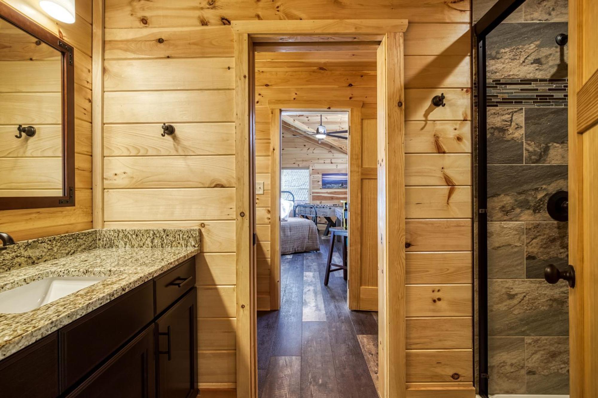 Gritz Carlton Lodge, 2 Large Cabins, 2 Pools, 2 Theater Rooms, 2 Game Rooms, Free Tickets Pigeon Forge