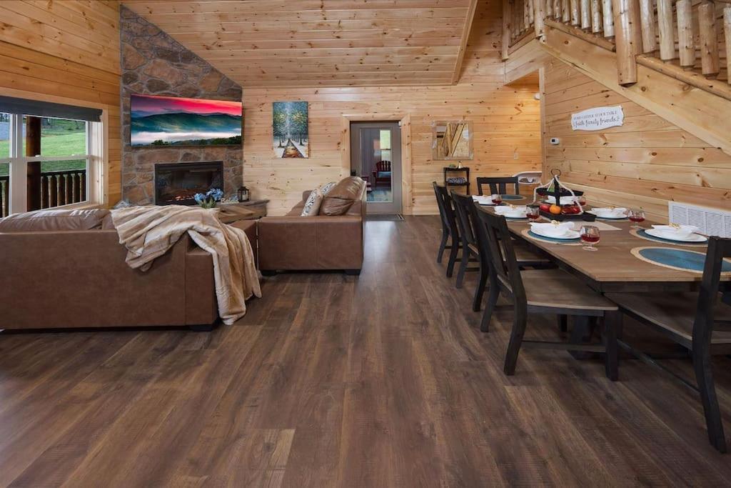Villa New! Indoor Pool/ps 5/hot Tub/parkway