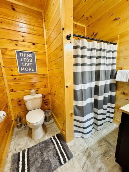 Villa New! Indoor Pool/ps 5/hot Tub/parkway Pigeon Forge