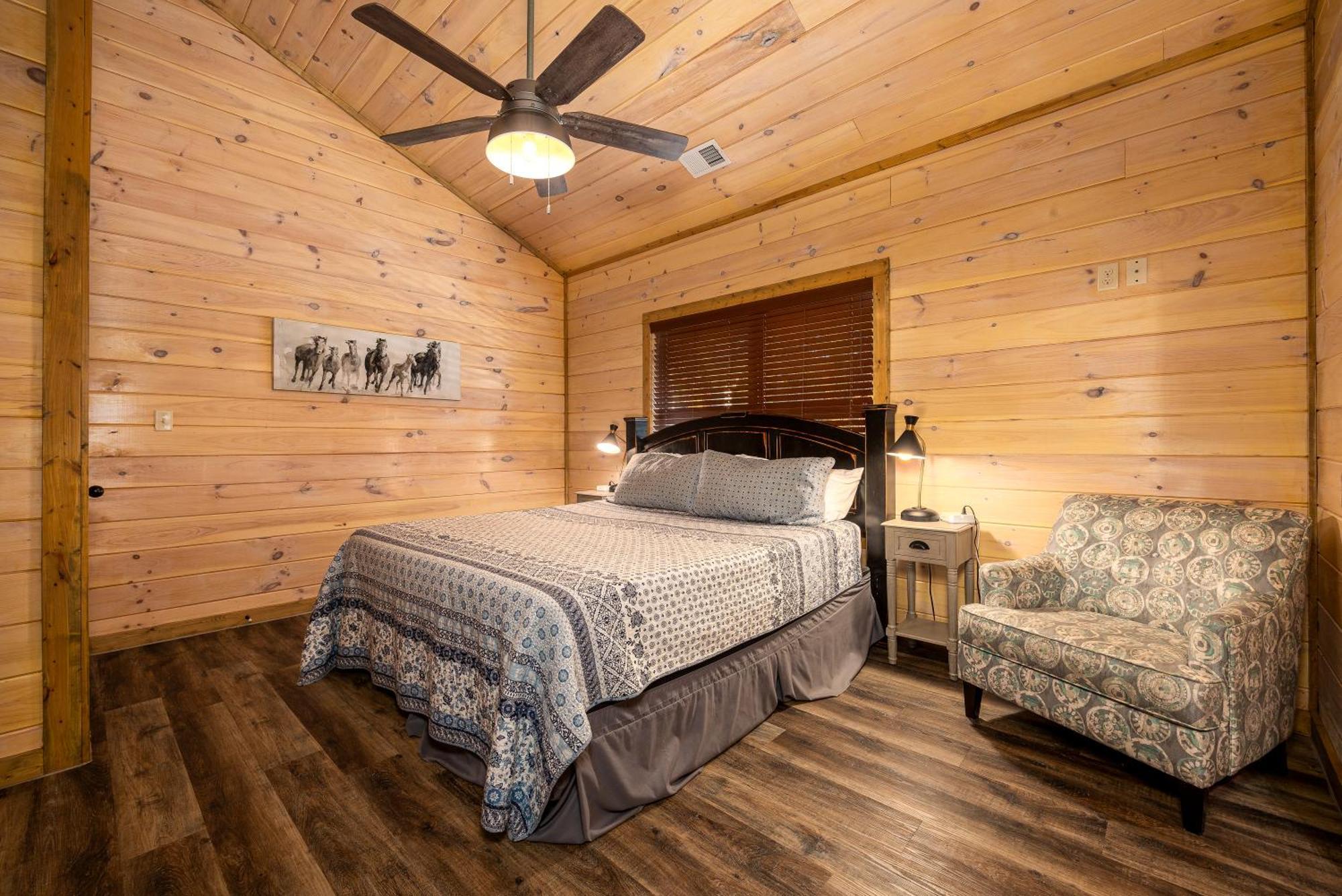 Holiday home Southern Comfort Lodge-in Pigeon Forge, Sleeps 18-7br 6ba Luxury Cabin, W Free Attraction Ticket! Pigeon Forge